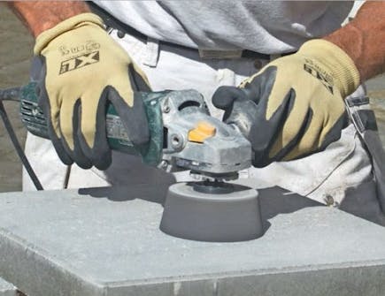 Kestävät betonipinnat: Näin suojaat betonin tehokkaasti. Kestävät betonipinnat: Näin suojaat betonin tehokkaasti.